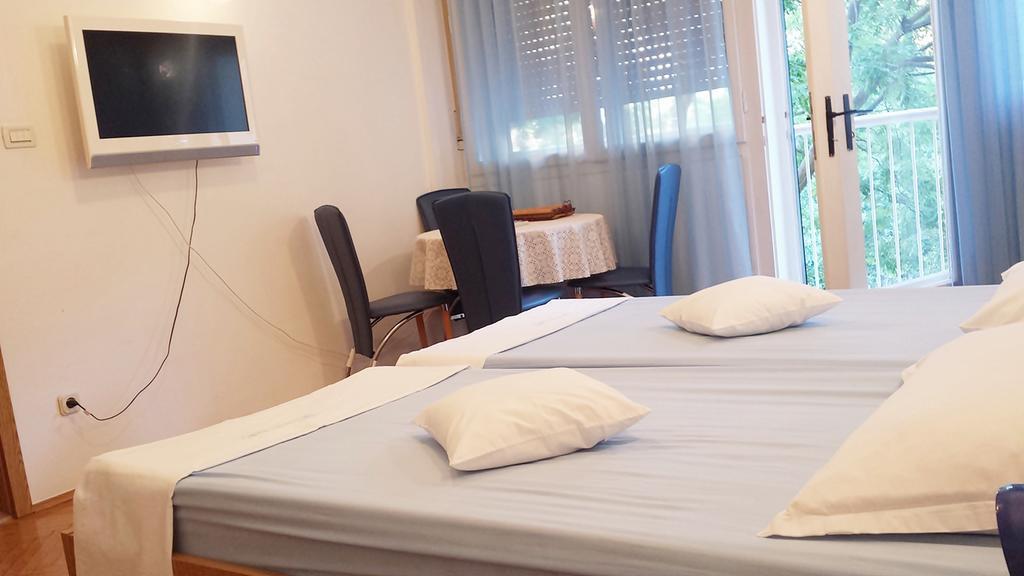 Klarina Apartments Спліт Екстер'єр фото