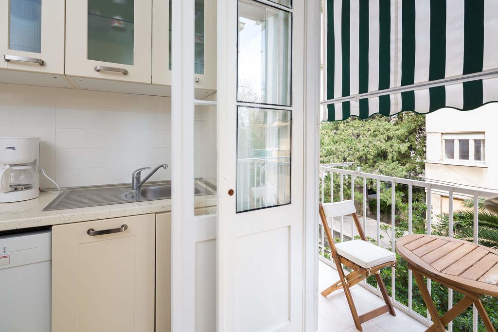 Klarina Apartments Спліт Екстер'єр фото
