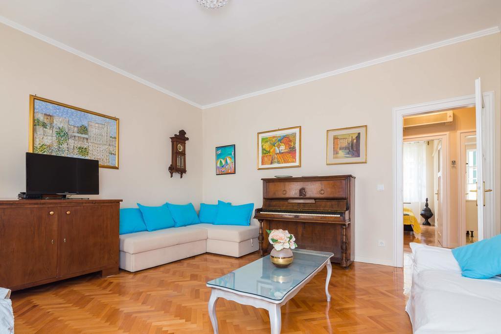 Klarina Apartments Спліт Екстер'єр фото