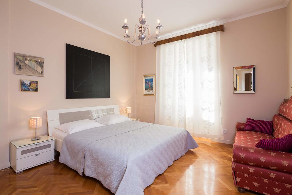 Klarina Apartments Спліт Екстер'єр фото
