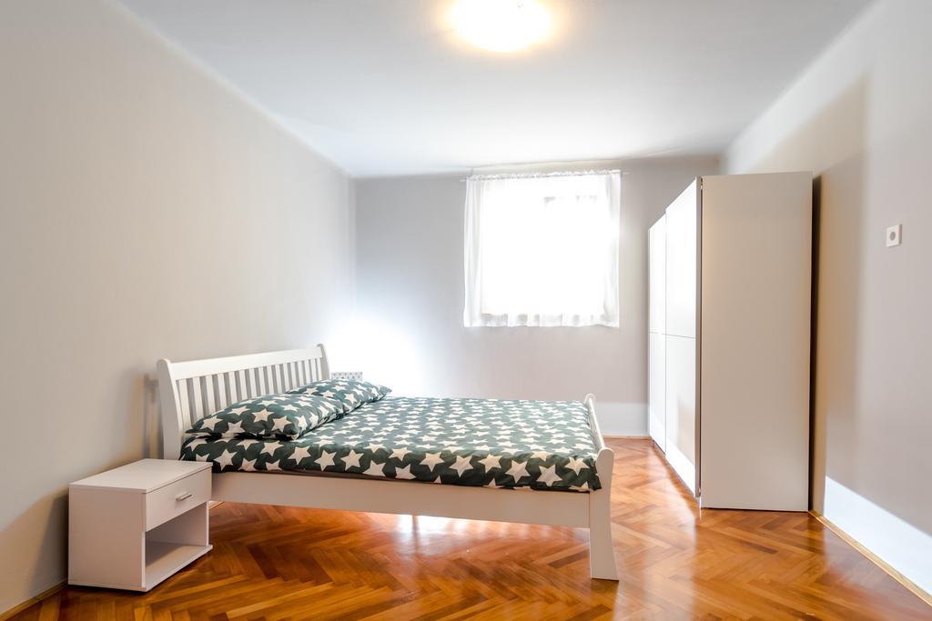 Klarina Apartments Спліт Екстер'єр фото